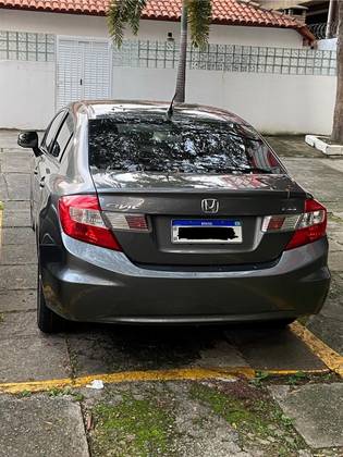 HONDA CIVIC 1.8 LXS 16V FLEX 4P AUTOMÁTICO HONDA CIVIC 1.8 LXS 16V FLEX 4P AUTOMÁTICO